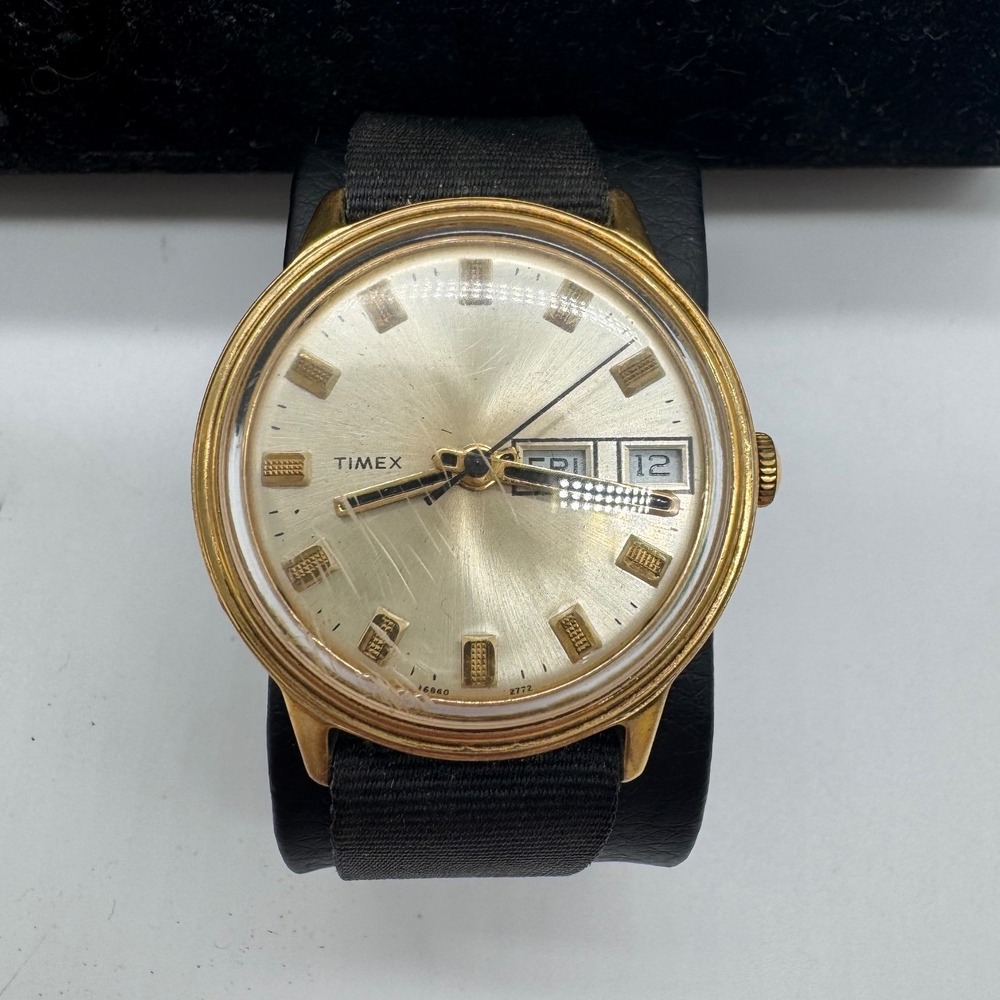 Vintage Timex Gold Tone Day Date Watch 16860 2772 for Parts Not Running
